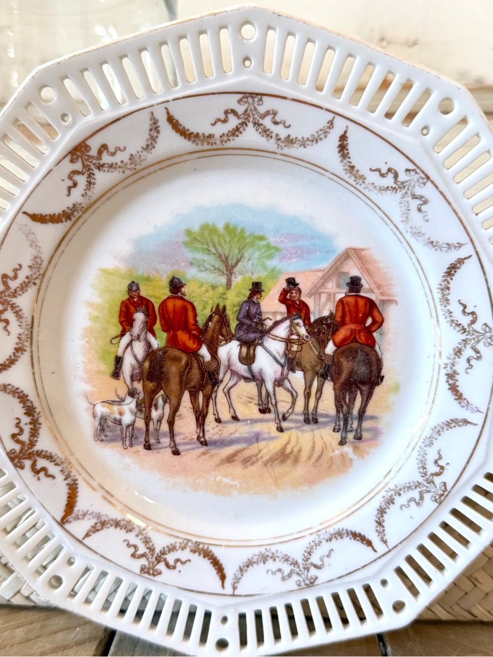 Vintage Equestrian Ralph Lauren Inspired Glass Cloche, Porcelain Fox Hunt Base - Picture 8 of 9